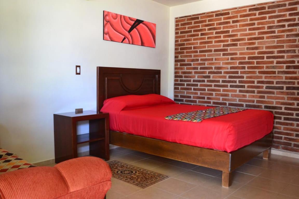 צ'יגנהופאן Hotel Tlatoani מראה חיצוני תמונה