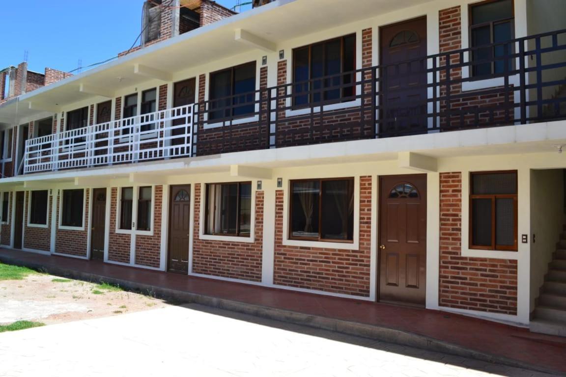 צ'יגנהופאן Hotel Tlatoani מראה חיצוני תמונה